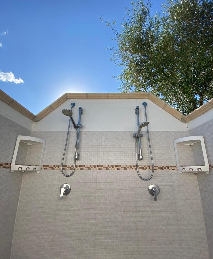 La Casa Dell Olivo Vila Castiadas Exterior foto